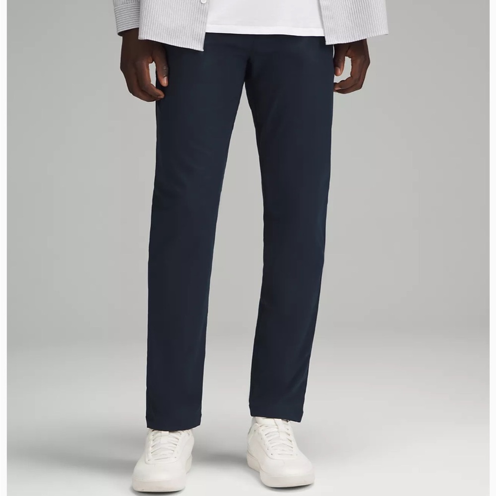 Lululemon Men's 33 ABC Classic-Fit 5 Pocket Pant Navy Stretch, Athleisure Comfy